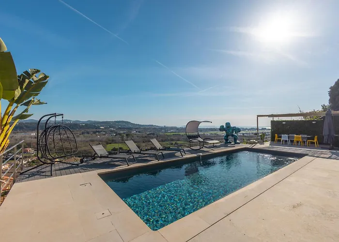 Superbe Villa Vue Mer Epoustouflante Proche Cannes